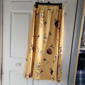 Chaus Yellow Maxi A-Line Skirt Resort Wear